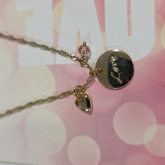 Romantic Gold Love Necklace w/ Heart Charm – Women’s Fashion Jewelry - Picture 3 of 6